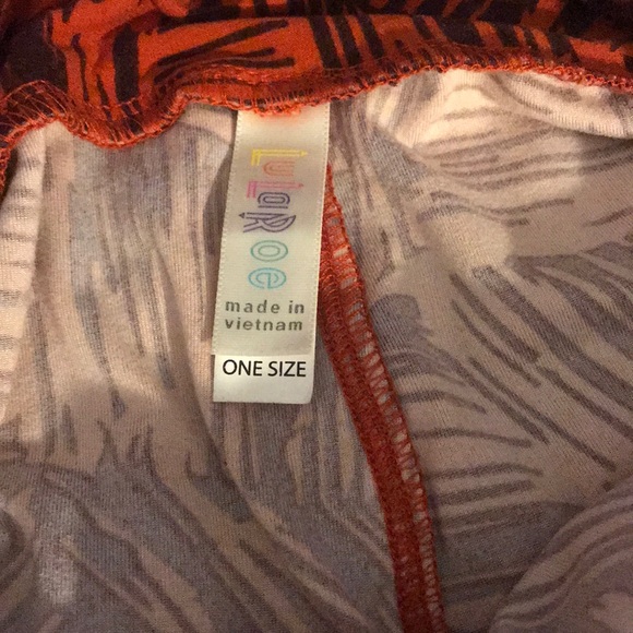 Orange/Black LuLaRoe Geometric Leggings - Picture 2 of 5